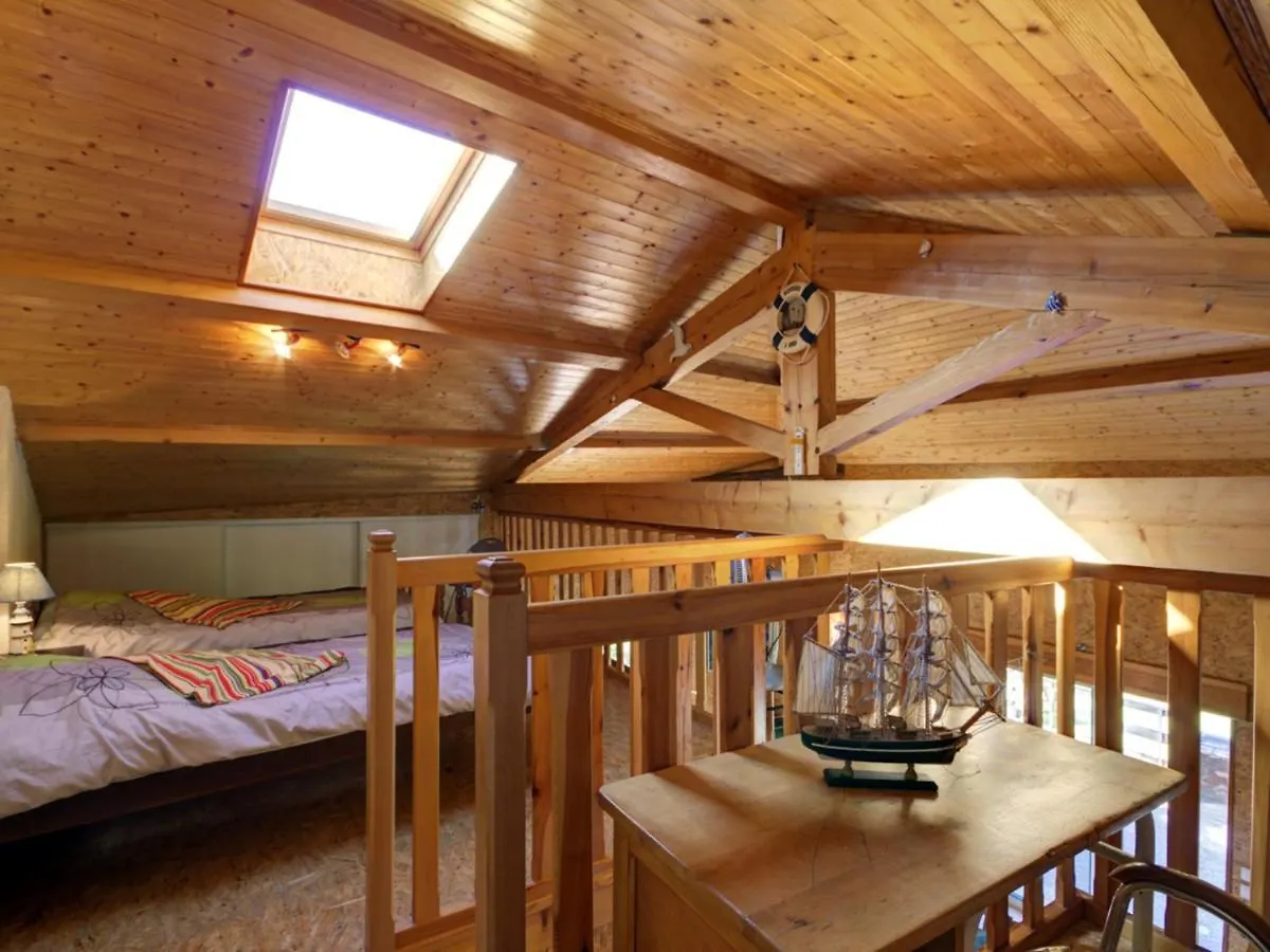 Gite 75M² Avec Terrasse, Nature Et Vtt - Fr-1-496-99 Valfleury