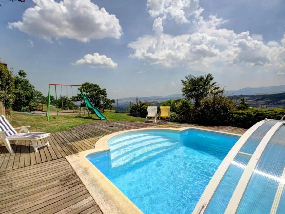 Gite 75M² Avec Terrasse, Nature Et Vtt - Fr-1-496-99 Valfleury 0*,  France