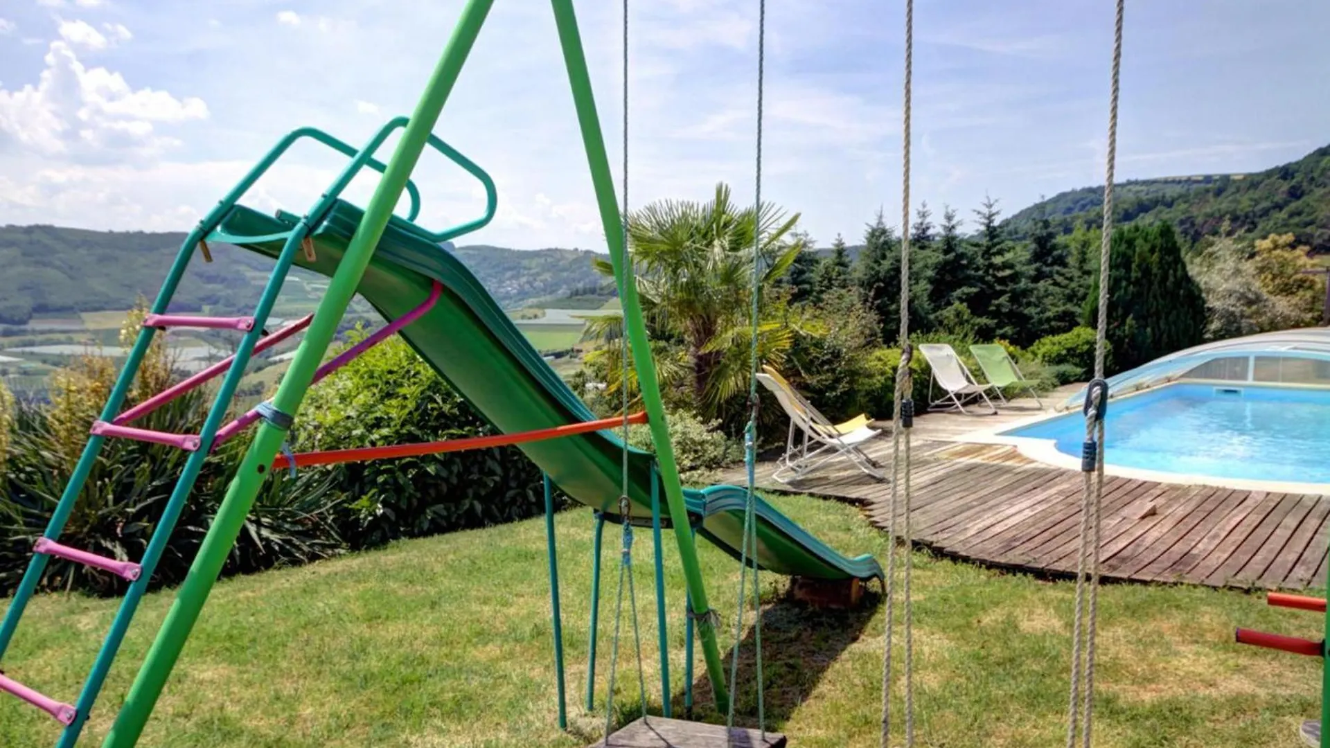 Gite 75M² Avec Terrasse, Nature Et Vtt - Fr-1-496-99 Valfleury France